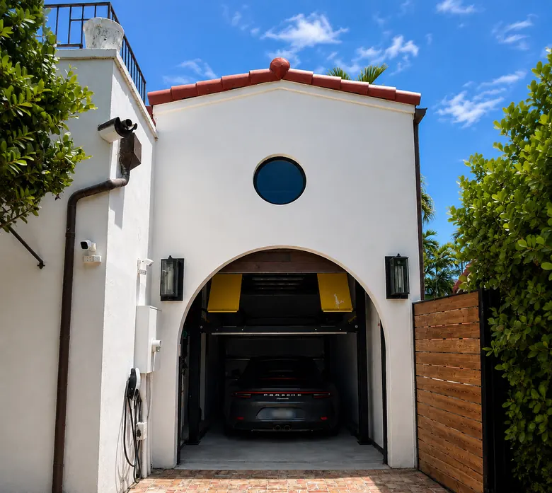 Custom garage with car lift, Miami Beach